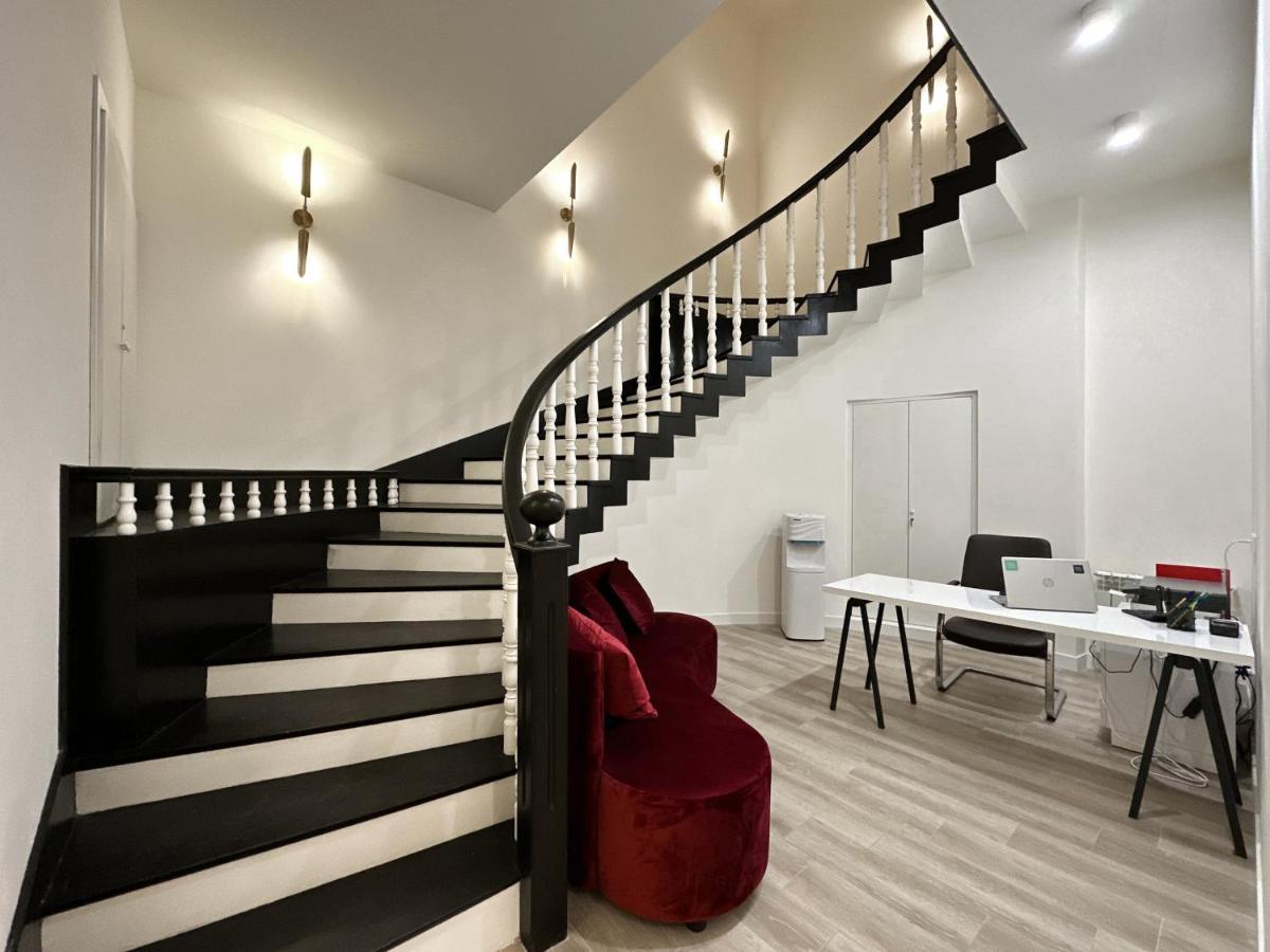 Ris Opera Apartments エレバン エクステリア 写真